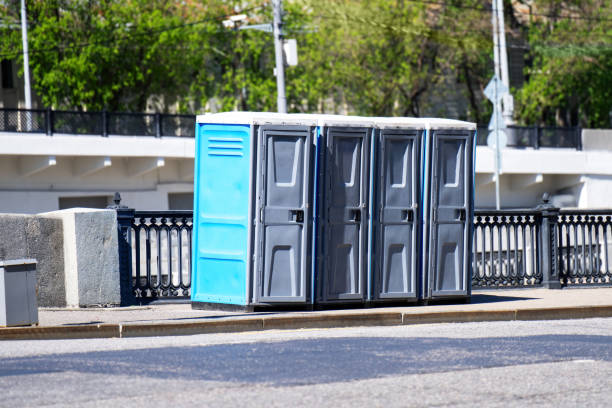 Best Wedding porta potty rental  in Yale, MI
